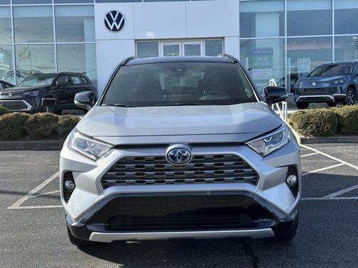 2021 Toyota RAV4 Hybrid SE