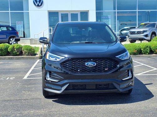 2020 Ford Edge ST