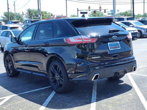 2020 Ford Edge ST