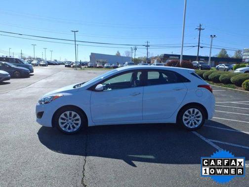 2016 Hyundai Elantra GT Base