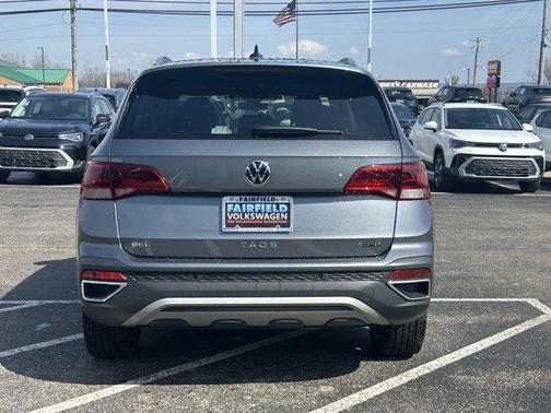 2024 Volkswagen Taos 1.5T SEL