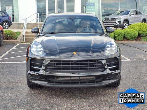2021 Porsche Macan Base