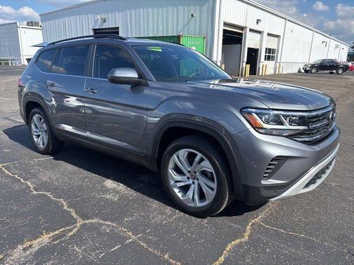 2022 Volkswagen Atlas 3.6L SE w/Technology