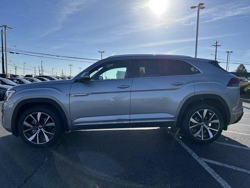 2026 Volkswagen Atlas Cross Sport 2.0T SEL Premium