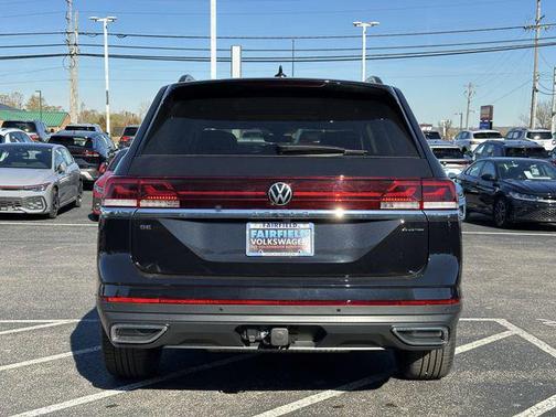 Black Pearl 2026 Volkswagen Atlas 2.0T SE w/Technology 4MOTION