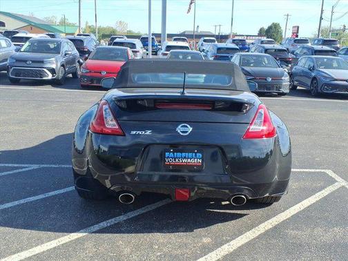 2014 Nissan 370Z Base