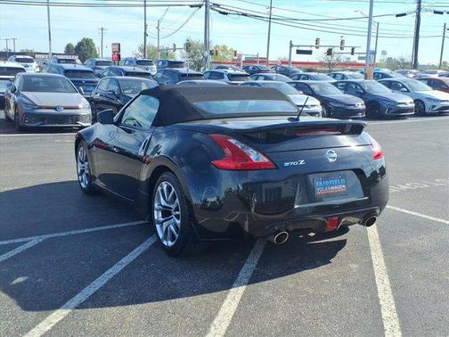 2014 Nissan 370Z Base