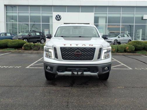 2019 Nissan Titan PRO-4X