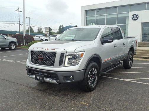 2019 Nissan Titan PRO-4X