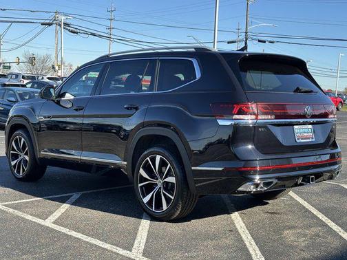 2025 Volkswagen Atlas 2.0T SEL Premium R-Line 4MOTION