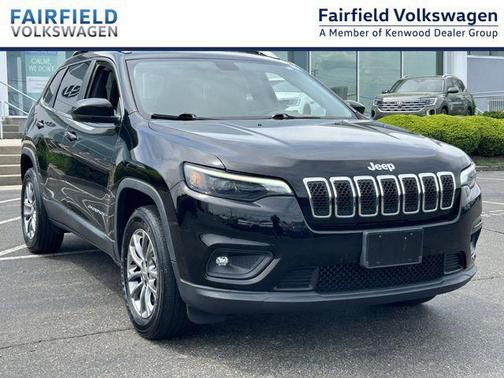 Diamond Black Crystal Pearlcoat 2019 Jeep Cherokee Latitude Plus