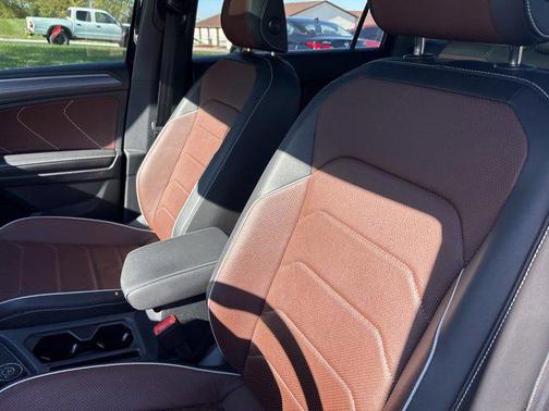2023 Volkswagen Tiguan 2.0T SEL R-Line 4MOTION