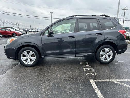 2014 Subaru Forester 2.5i Touring