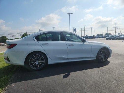 2020 BMW 330 330i
