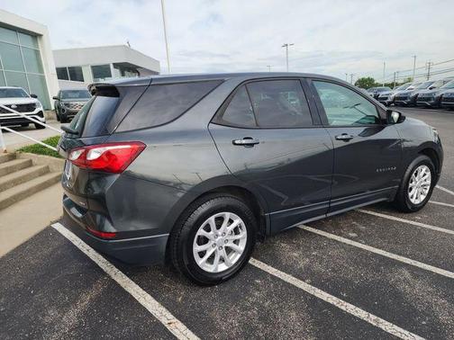 Nightfall Gray Metallic 2019 Chevrolet Equinox LS