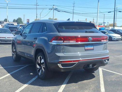 2026 Volkswagen Atlas Cross Sport 2.0T SE w/Technology 4MOTION