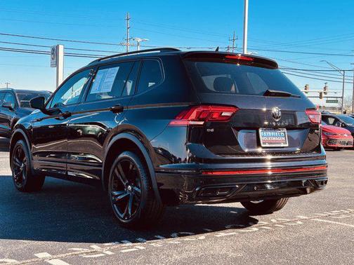 2024 Volkswagen Tiguan 2.0T SE R-Line Black 4MOTION