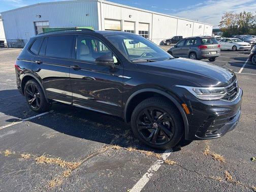 2024 Volkswagen Tiguan 2.0T SE R-Line Black 4MOTION