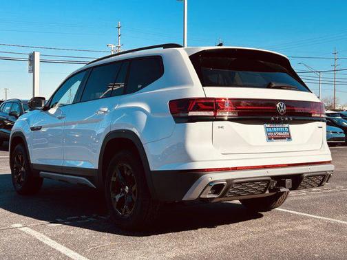 2026 Volkswagen Atlas 2.0T Peak Edition