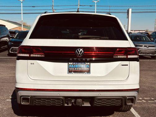 2026 Volkswagen Atlas 2.0T Peak Edition