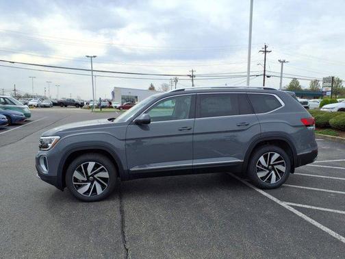 2025 Volkswagen Atlas 2.0T SEL