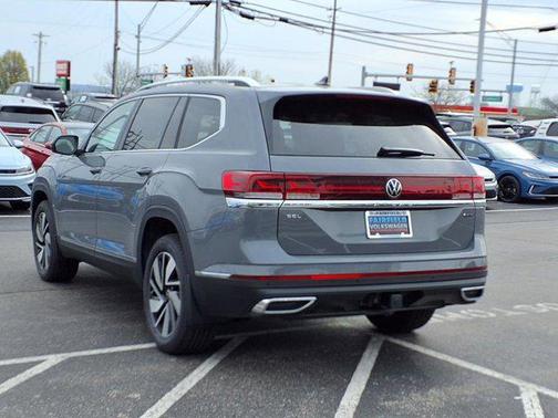 2025 Volkswagen Atlas 2.0T SEL