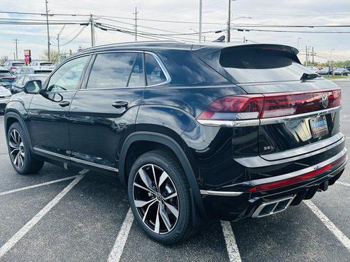2026 Volkswagen Atlas Cross Sport 2.0T SEL Premium