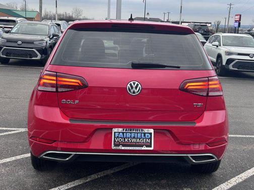 2018 Volkswagen Golf TSI S
