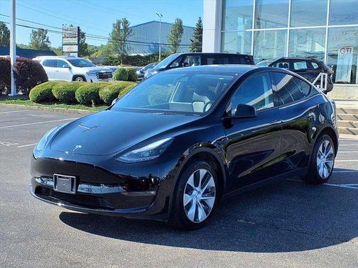 2023 Tesla Model Y Long Range Dual Motor All-Wheel Drive