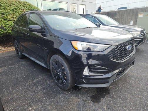 2022 Ford Edge ST Line