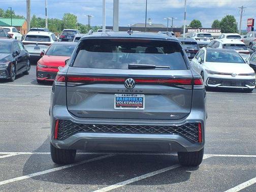 2025 Volkswagen Tiguan 2.0T SE R-Line Black 4MOTION