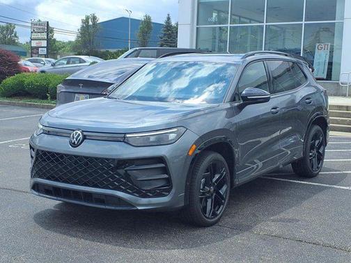 2025 Volkswagen Tiguan 2.0T SE R-Line Black 4MOTION