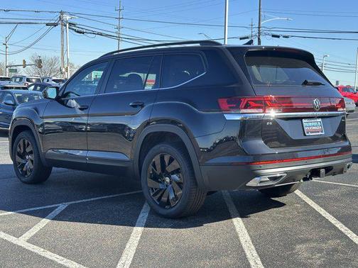 2026 Volkswagen Atlas 2.0T SE w/Technology 4MOTION