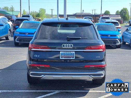 2023 Audi Q7 45 Premium