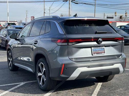 Gray Metallic 2026 Volkswagen Tiguan 2.0T SE