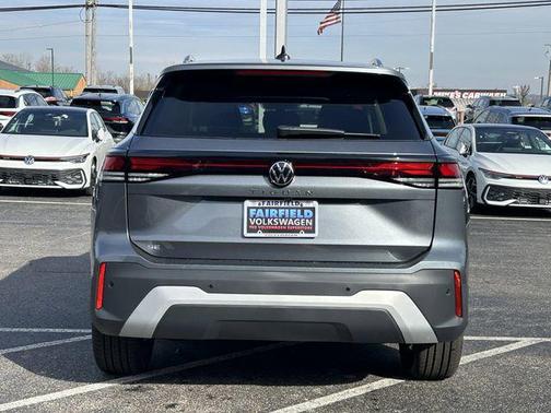 Gray Metallic 2026 Volkswagen Tiguan 2.0T SE