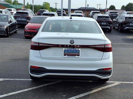 2025 Volkswagen Jetta 1.5T SE