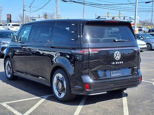 2025 Volkswagen ID. Buzz Pro S Plus with 4MOTION