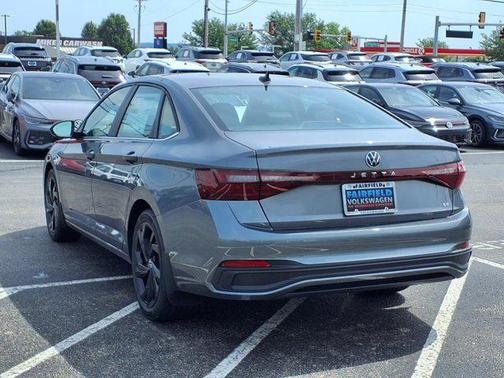 2025 Volkswagen Jetta 1.5T SE