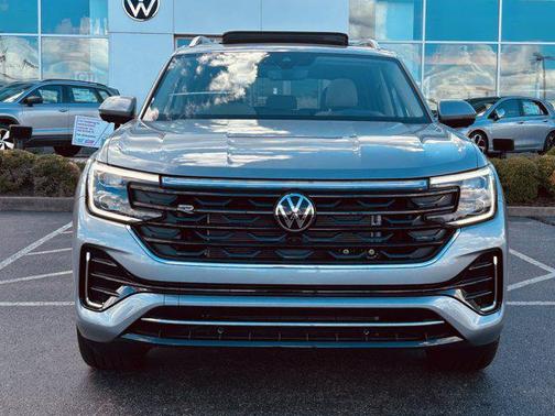 2026 Volkswagen Atlas 2.0T SEL Premium R-Line 4MOTION