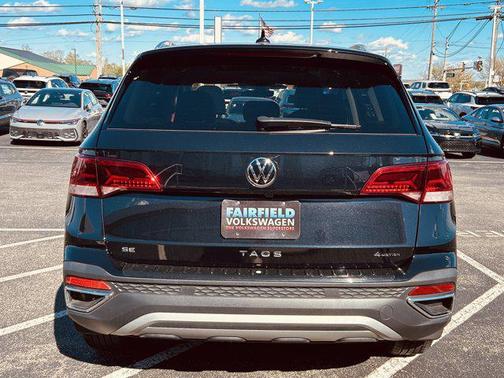 2024 Volkswagen Taos 1.5T SE