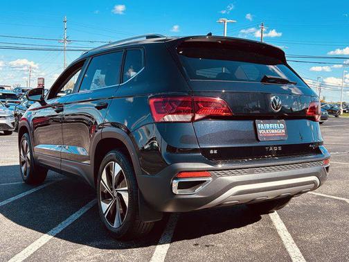2024 Volkswagen Taos 1.5T SE