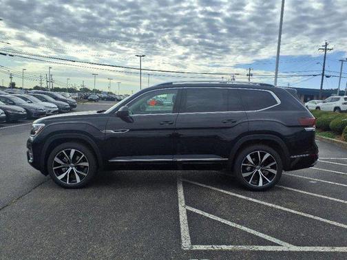 2026 Volkswagen Atlas 2.0T SEL Premium R-Line 4MOTION