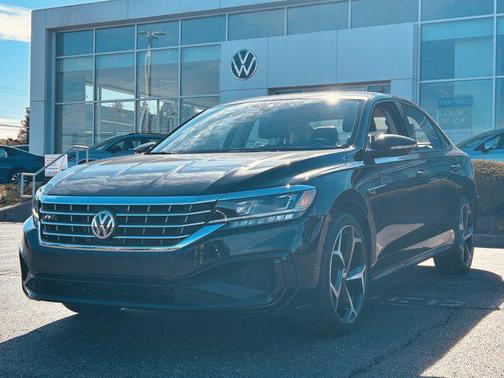 2020 Volkswagen Passat 2.0T R-Line