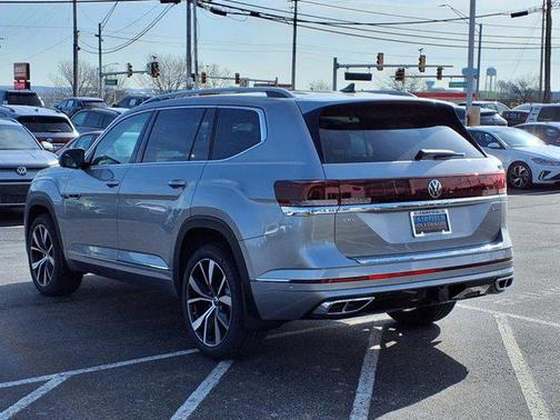 2025 Volkswagen Atlas 2.0T SEL Premium R-Line 4MOTION
