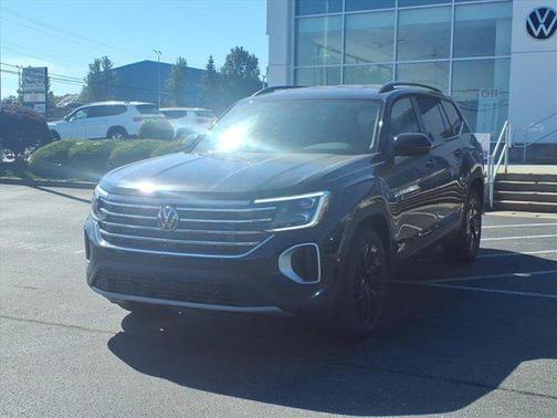 2026 Volkswagen Atlas 2.0T SE w/Technology 4MOTION