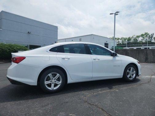 2022 Chevrolet Malibu 1LS