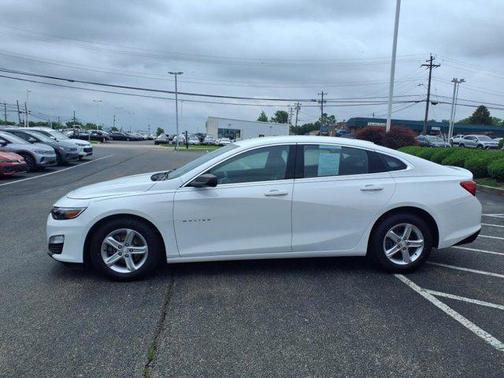 2022 Chevrolet Malibu 1LS