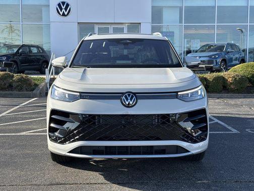 2026 Volkswagen Tiguan 2.0T SEL R-Line 4MOTION