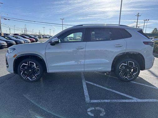 2026 Volkswagen Tiguan 2.0T SEL R-Line 4MOTION